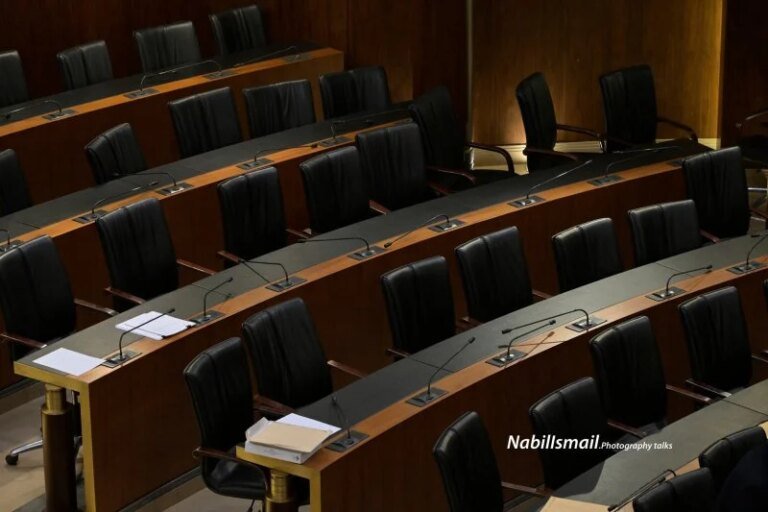 صياغة التوضيحات بشأن قانون الانتخابات.. والمساءلة النيابية للحكومة!