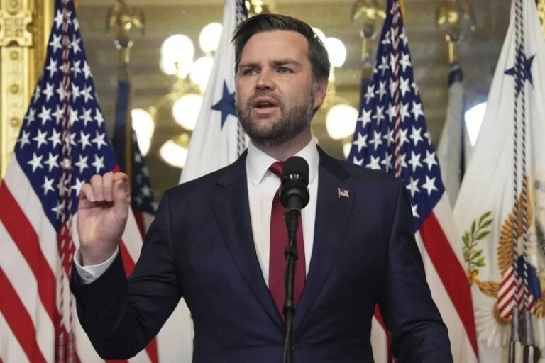 لائحة اتهام فيدرالية ضد رجل من ولاية أوهايو بتهمة التهديد بقتل نائب الرئيس الأمريكي