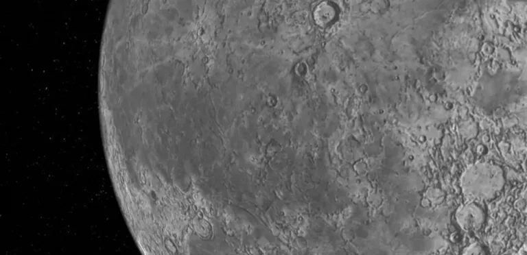 يعكف العلماء الصينيون على تطوير نظام قياسي لتأريخ التكوينات الجيولوجية للقمر