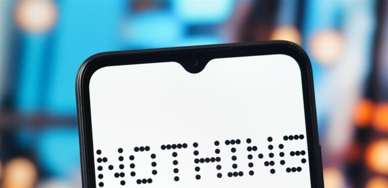 “لا شيء” تستعد للكشف عن هاتفها الجديد