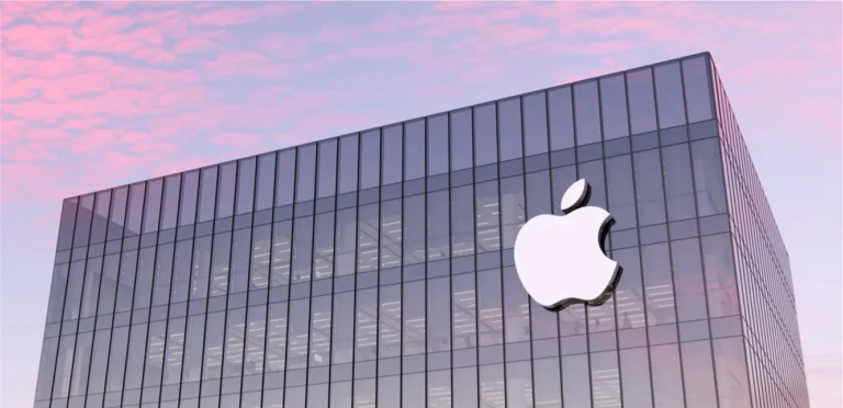 العالم على موعد مع المفاجأة الكبرى لشركة آبل احتفالاً بالذكرى الخمسين لتأسيسها