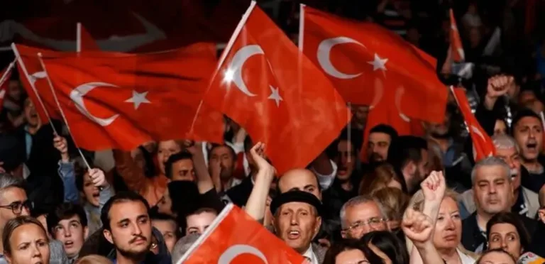 وارتفع معدل البطالة في تركيا إلى 8.1 بالمئة