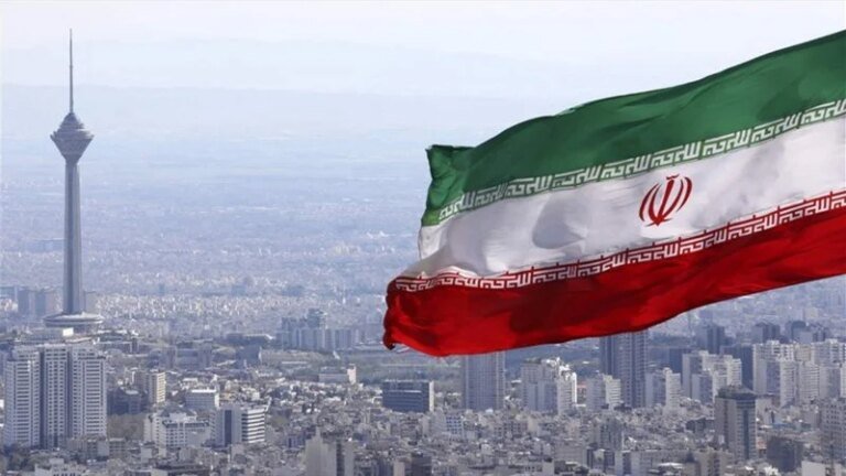 الحوار مع طهران والتهديد العسكري قائم