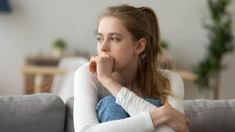 عنوان مقترح:</strong> أدمغتنا تتأثر بآراء الآخرين قبل الشعور بالألم </p>