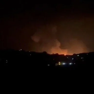 غارة جوية أصابت سيارة إسعاف في كفر تبنيت. قُتل وأصيب شخص واحد.