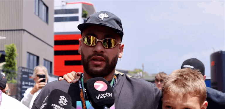 يقوم أحد الطهاة برفع دعوى قضائية ضد نيمار بسبب ظروف العمل القاسية