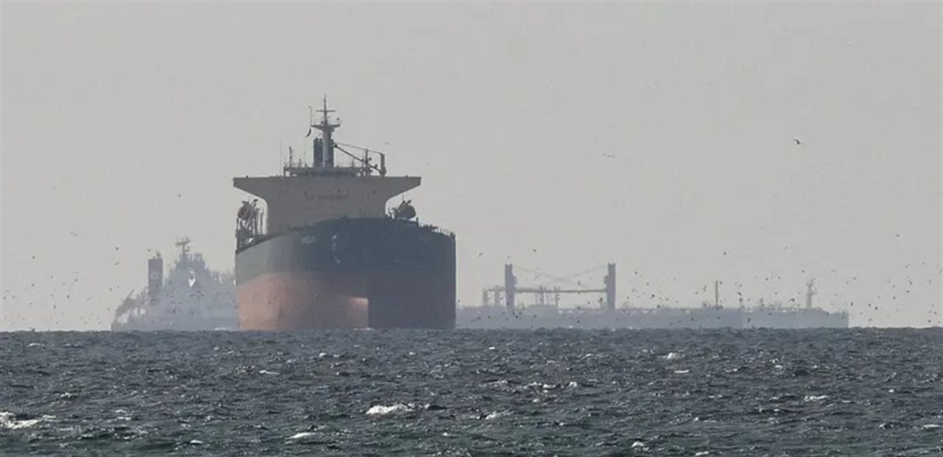 تصاعد التوتر في مضيق هرمز: ما مصير أسواق الطاقة بعد الحرب المحتملة؟