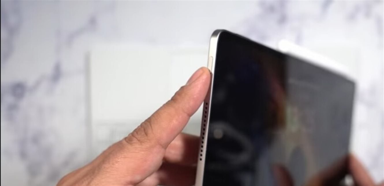 موتورولا تكشف النقاب عن هاتفها الذكي الجديد بمواصفات فائقة