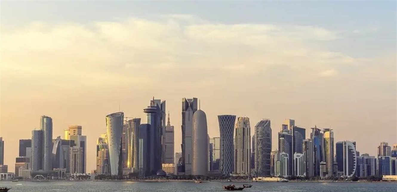 فيتش تثبت تصنيف قطر الائتماني "AA" مع توقعات مستقبلية مستقرة