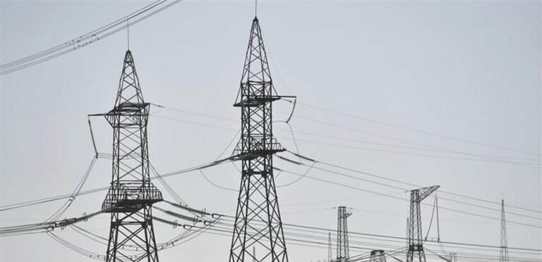 لبنان: انقطاع شامل للتيار الكهربائي بسبب العواصف الرعدية