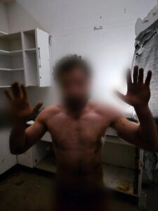 يكشف المقاتلون أنهم أُرسلوا في مهمة انتحارية يائسة