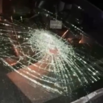 بعد الغارة الإسرائيلية… إشكال في دوحة عرمون وتحطيم سيارات (فيديو)