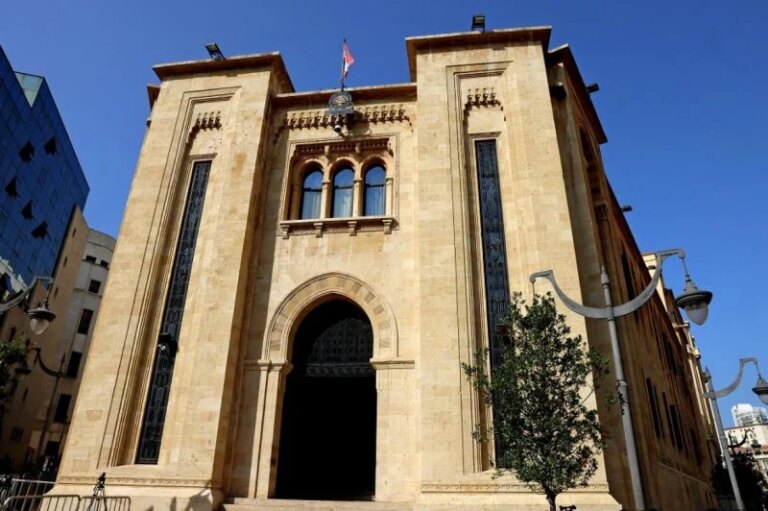“لقد أخطأت العنوان هذه المرة” دفاعاً عن القاضي الحجار!