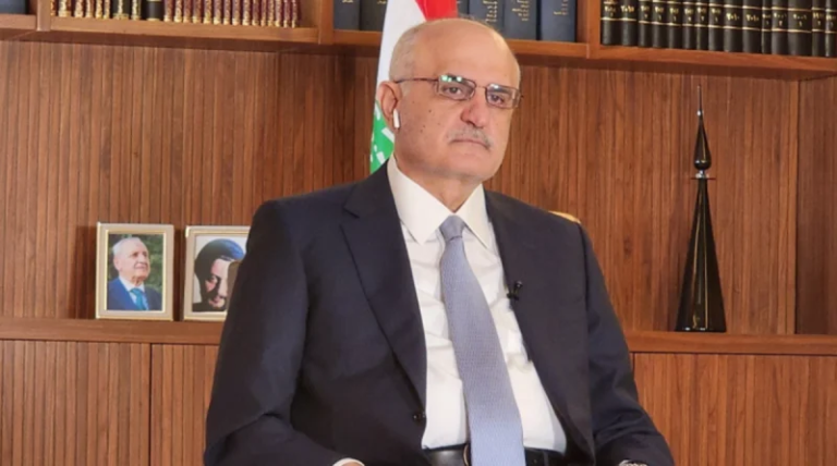 وقف القتل والانسحاب أولى من وقف إطلاق النار