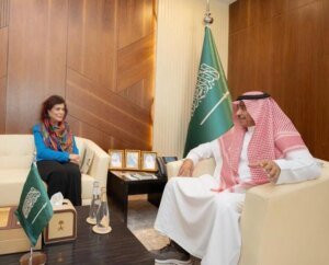 السعودية تستدعي سفيرها في العراق بعد هجمات بطائرات مسيرة