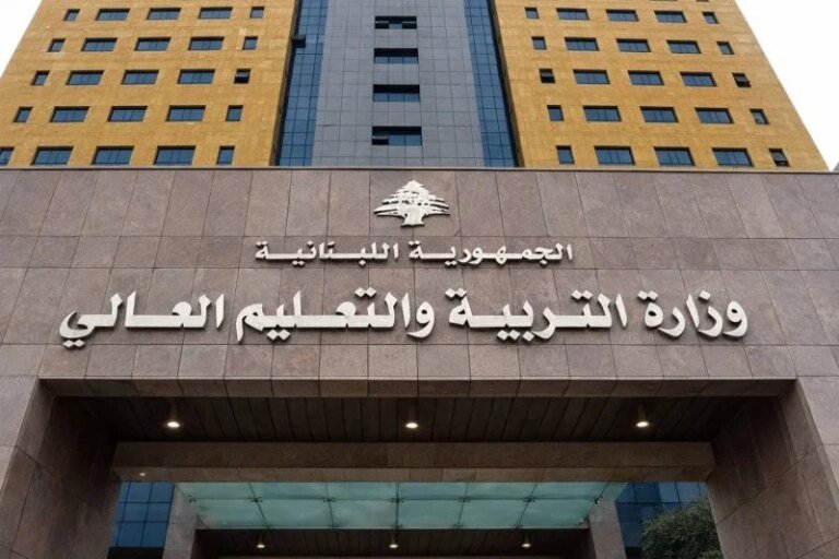 المقاولون يتمسكون بموقفهم ويرفضون تعليق الإضراب