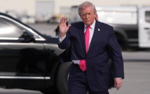 وتعهدت إيران بإنهاء دعمها المالي والعسكري لحزب الله