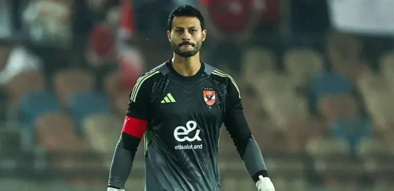 عقوبات قاسية على الأهلي تثير جدلا ساخنا في الدوري المصري
