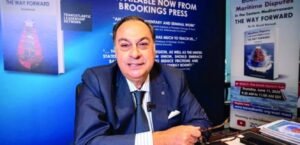 لا فائز من إغلاق مضيق هرمز.. والاتفاق يلبي احتياجات كافة الأطراف