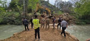 تسريع وتيرة العمل في إنجاز معبر فوق نهر الليطاني يربط القاسمية بطرفلسية