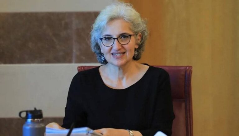 أساتذة الدورات المسائيه بإنصافهم… “لسنا أقل من غيرنا”