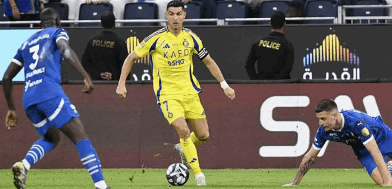 ما هي السيناريوهات التي تحسم لقب الدوري السعودي في قمة النصر والهلال؟