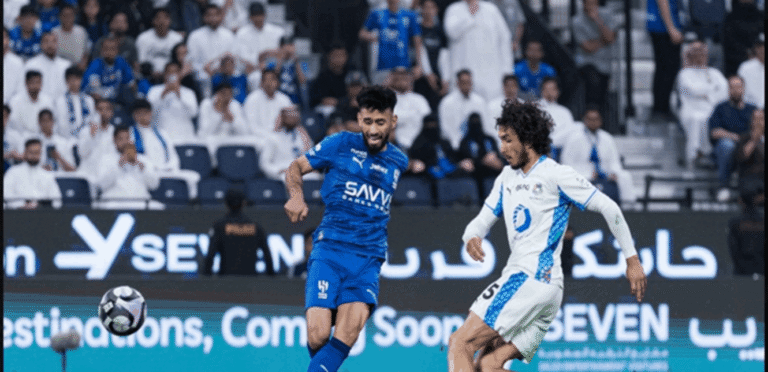 الهلال يتأهل بثنائية ويشعل الصراع مع النصر قبل الجولة الحاسمة