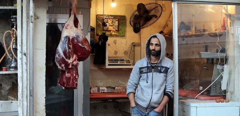 أضحى لبنان يواجه الحرب.. كيف يبدو سوق اللحوم قبل العيد؟