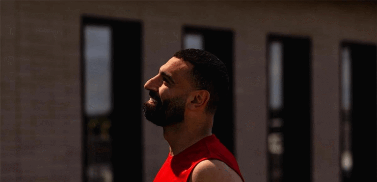 صلاح يويد أنفيلد.. مباراة أخيرة بقميص ليفربول