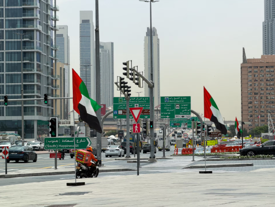 الإمارات ترفع الصوت في “بريكس”… وتنافس ادعاءات إيران