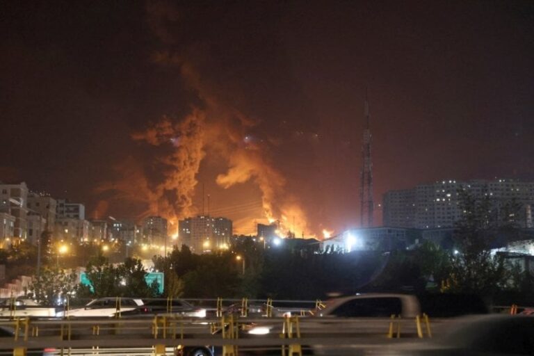 العمال يعملون اسبوعا وأسبوعيا… اتفاق عند التفاصيل
