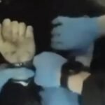 قضية تهز بريطانيا… الشرطة تُكبّل طالباً وهو يحتضر (فيديو)