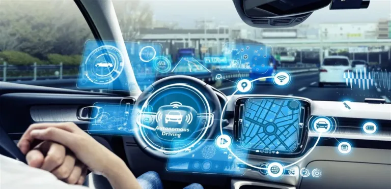 لعلاج إصابات السير.. الهند تدعم أنظمة السيارات الذكية