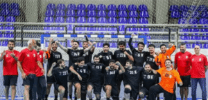 بعد التخرج من جامعة لبنان لكرة القدم تغادر إلى فرنسا والمشاركة الأولى في بطولة العالم