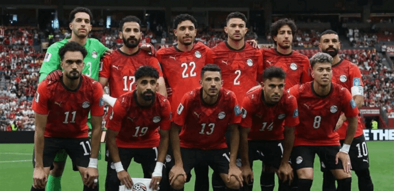 السيسي يهنئ منتخب مصر بعد فوزي في كأس العالم