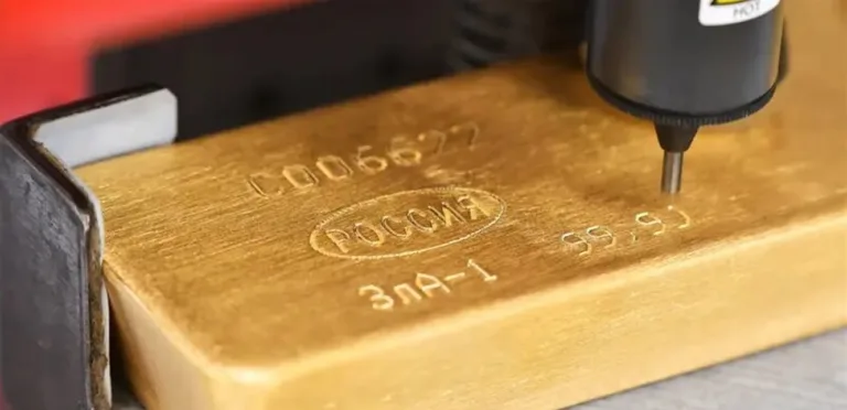 أسعار الذهب تواجه أكبر سعر شهري.. هذا ما قصده
