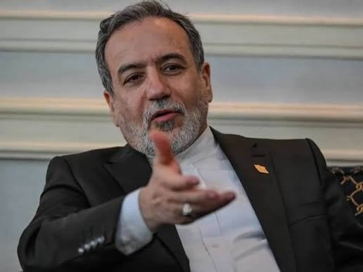 مسقط تستقبل عراقجي… هل تعود الوساطة إلى الواجهة؟