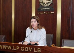 “الرفض عن فضيلة”… يعقوب تطالب وزير الدفاع بالاعتذار!
