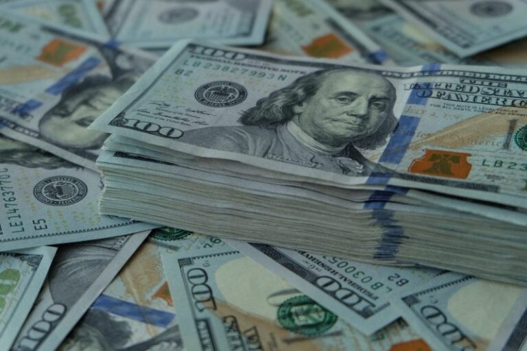 بعد أشهر من التعليق… يعود الأمريكيون جواً إلى العراق