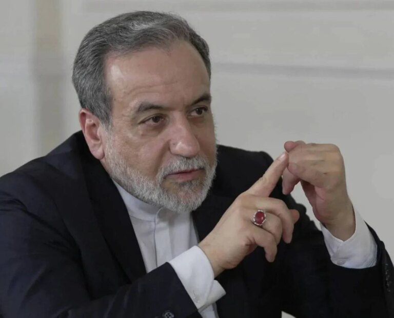 “لا نأمل أن يتوقفوا مؤقتاً”… عراقجي يكشف ما أبلغته طهران للوسطاء