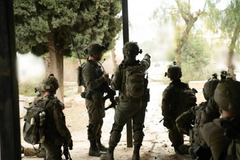 كانوا يقاتلون في لبنان… 13 شخصًا جسديًا وقاعدتهم ويتمردون على قيادتهم