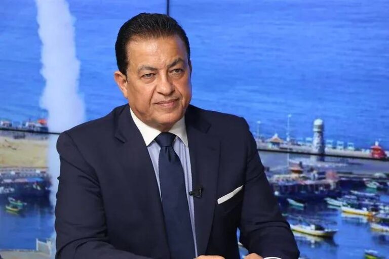 عملي يقول “لنا” وإيران تقول “بإذننا”… كليب يُنطق المضيق: “ارحموني”
