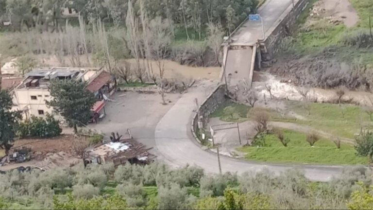 ممر جديد فوق الليطاني… ماذا يجري عند جسر القعقعية؟
