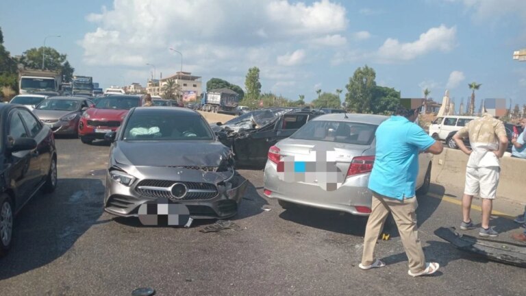 ناعم تحت ضغط السير… 5 في حادث واحد!