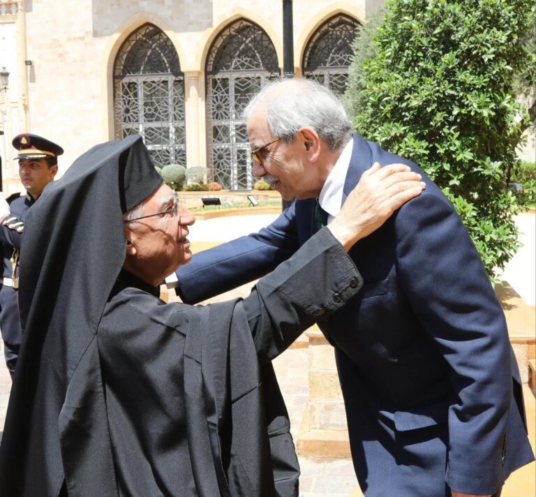“رجل دولة بكل معنى الكلمة”… العبسي يشيد بسلام منايا