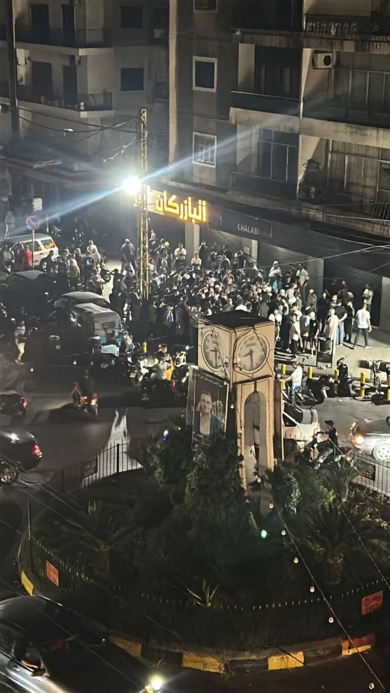 غضب في طرابلس.. وقفة شعبية ضد الفلتان (فيديو)