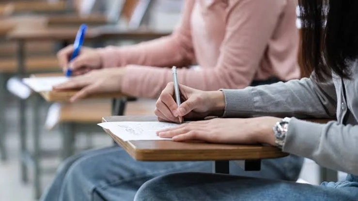 قرار هام من “الشورى”… “التربية” يؤجل امتحانات الامتحان الحرة