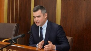 “لا يوجد لبنانين”… رسالة فرنجية في ذكرى الصليب