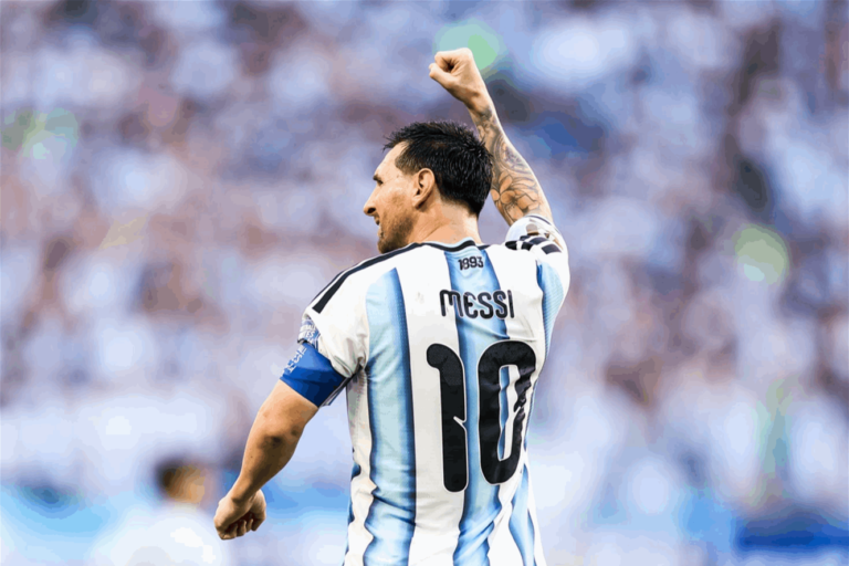 ميسي يودّع الملاعب: الحكاية التي لم نكن نعيش نهاية لها