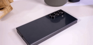 “Samsung” تستعجل هاتفها الثلاثي الطي.. و”iPhone Duo” ي السوق